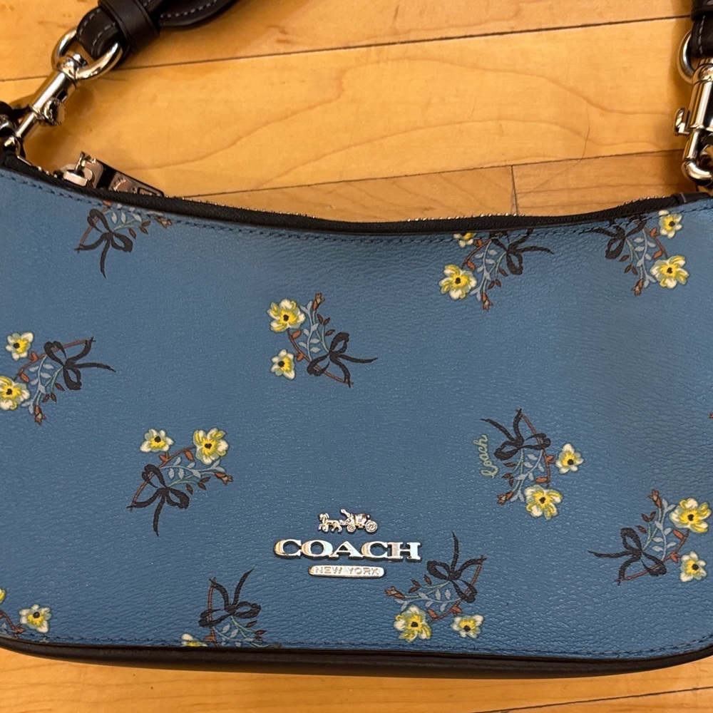 Coach Teal and Yellow Floral Crossbody Bag - Picture 3 of 10